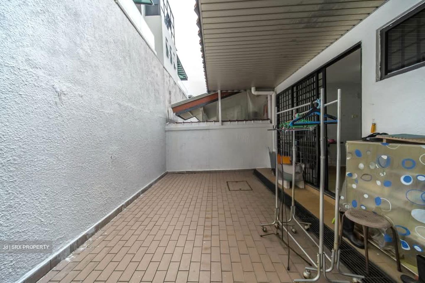Lowland Road (D19), Terrace #563229331